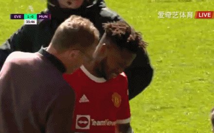 1649506702884076862.gif 3.gif